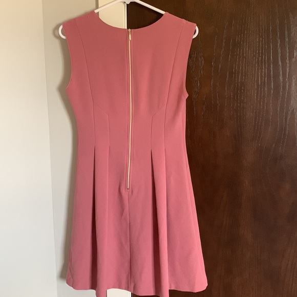 Dynamite Dress - Picture 4 of 4